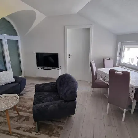 Apartman Uz Plavu Medical Group Apartment Tuzla